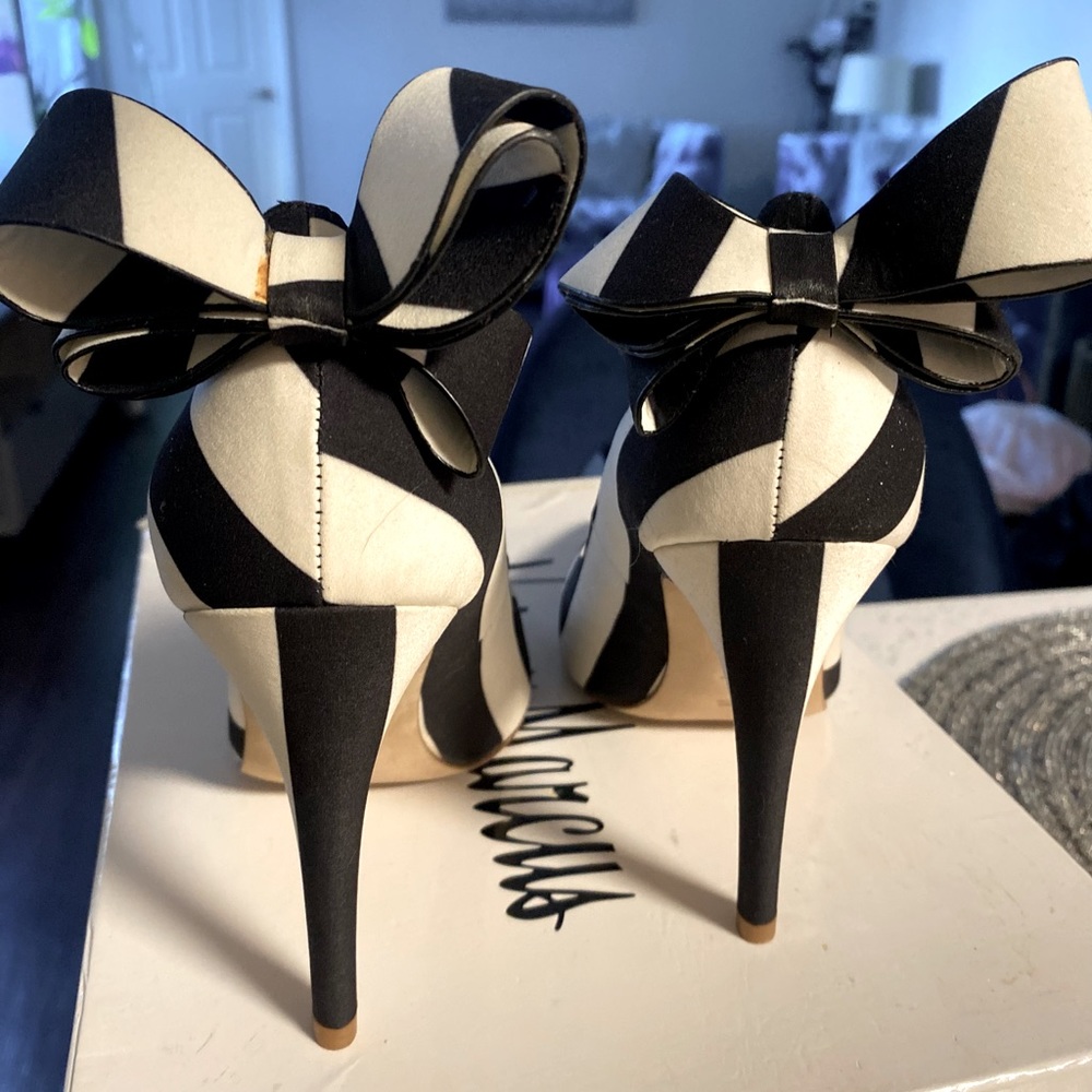 Neiman Marcus black & white stripe pumps